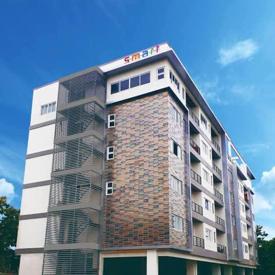 Smart Condominium Bldg, Cagayan De Oro City Esterno foto