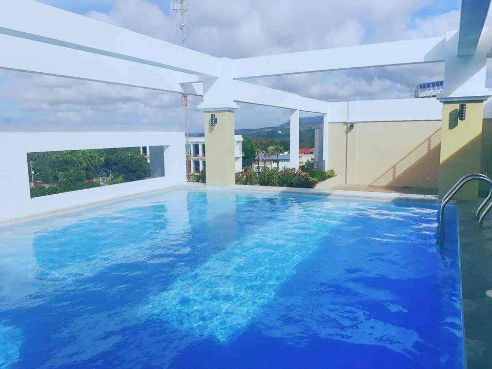 Smart Condominium Bldg, Cagayan De Oro City Esterno foto